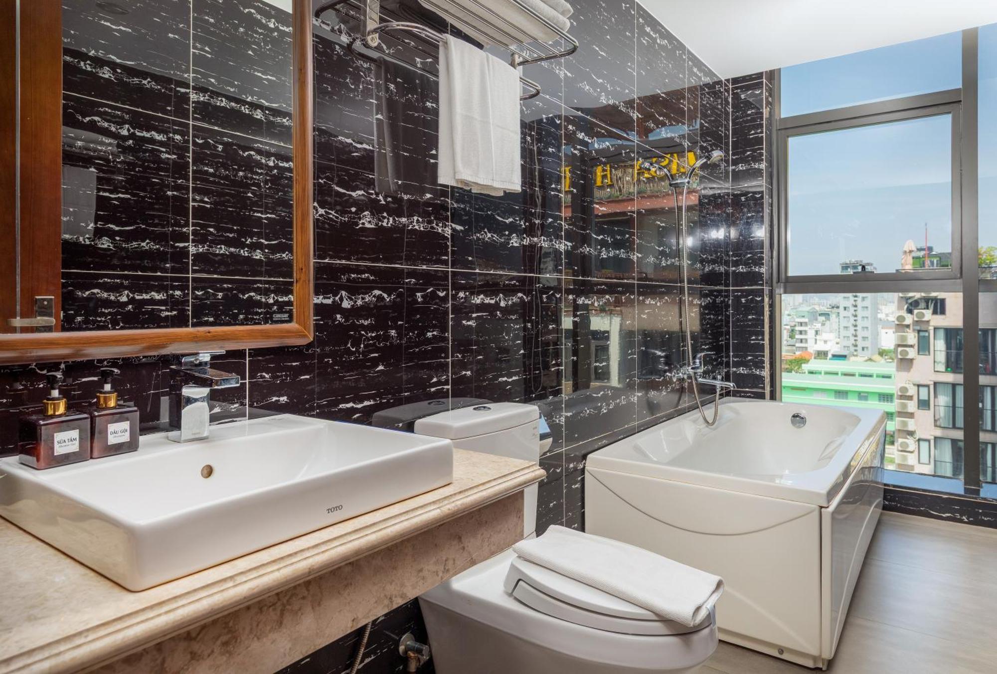 Pandora Da Nang Hotel Bagian luar foto